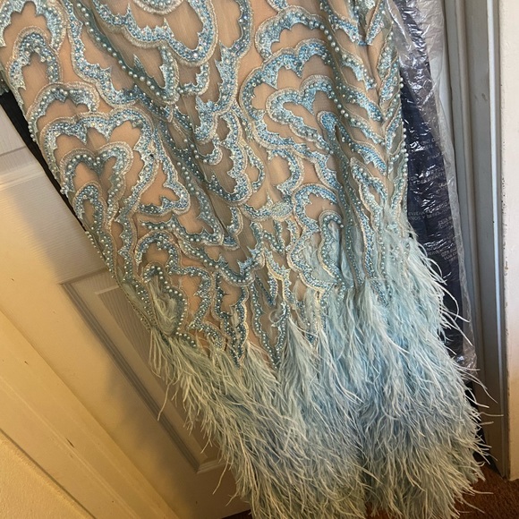 TERANI  COUTURE feathered embroidered Gown - Picture 10 of 11